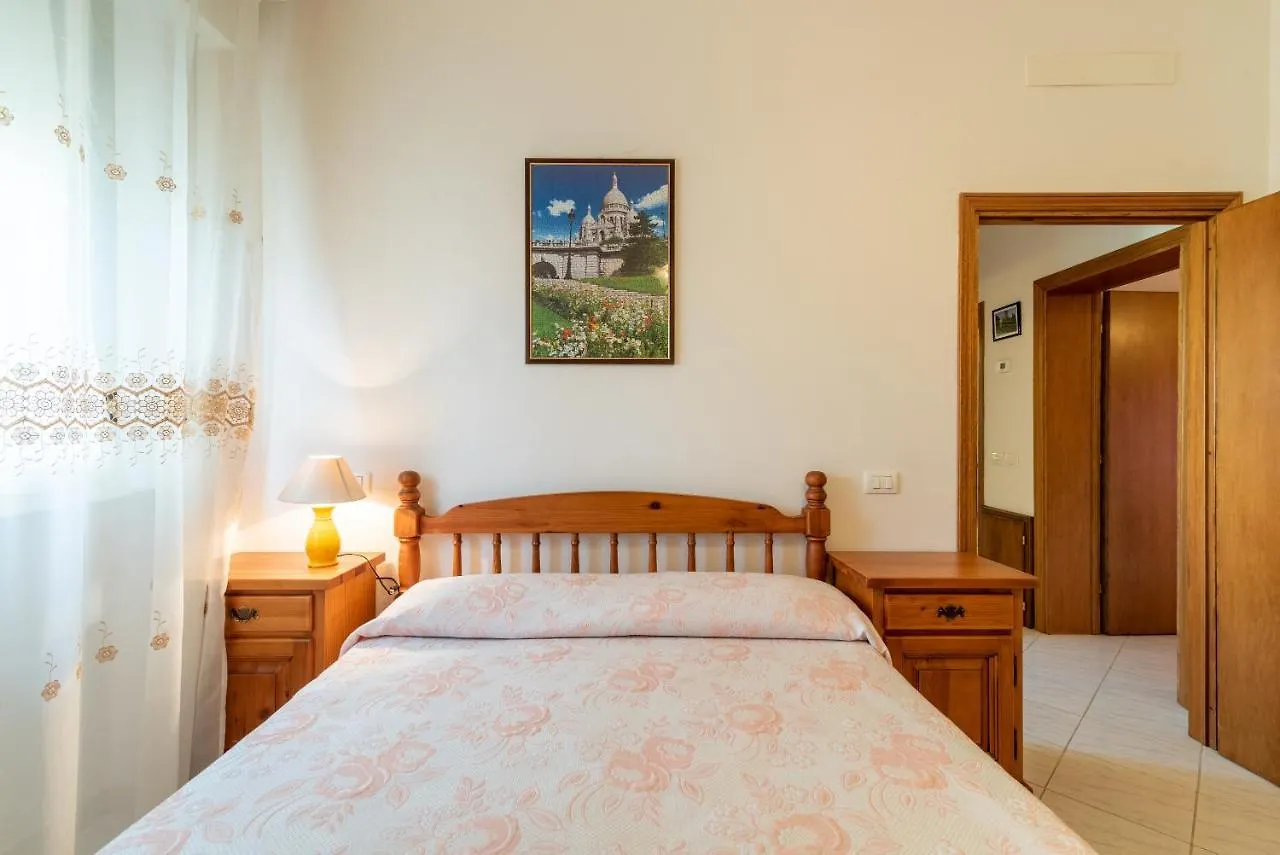 Papa Giuseppe La Colombaia Villa Cortona