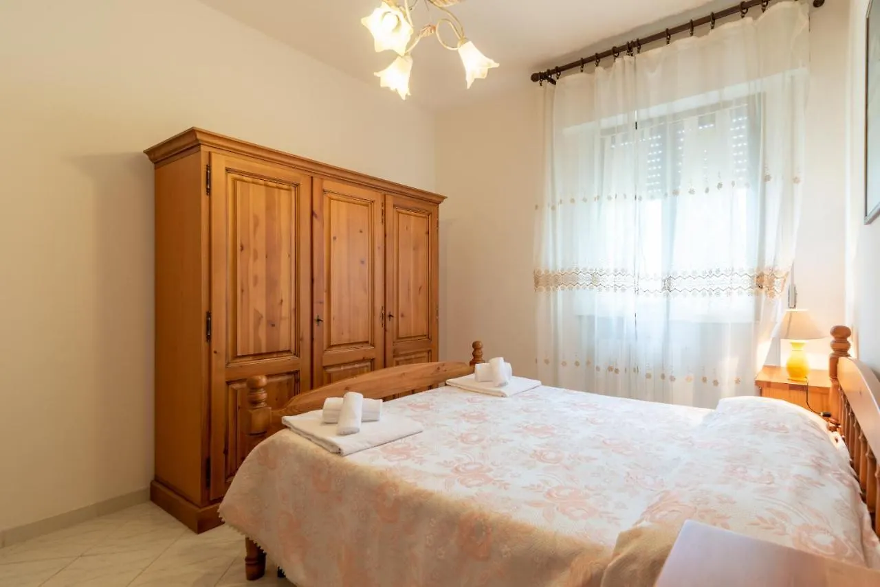 Papa Giuseppe La Colombaia Villa Cortona