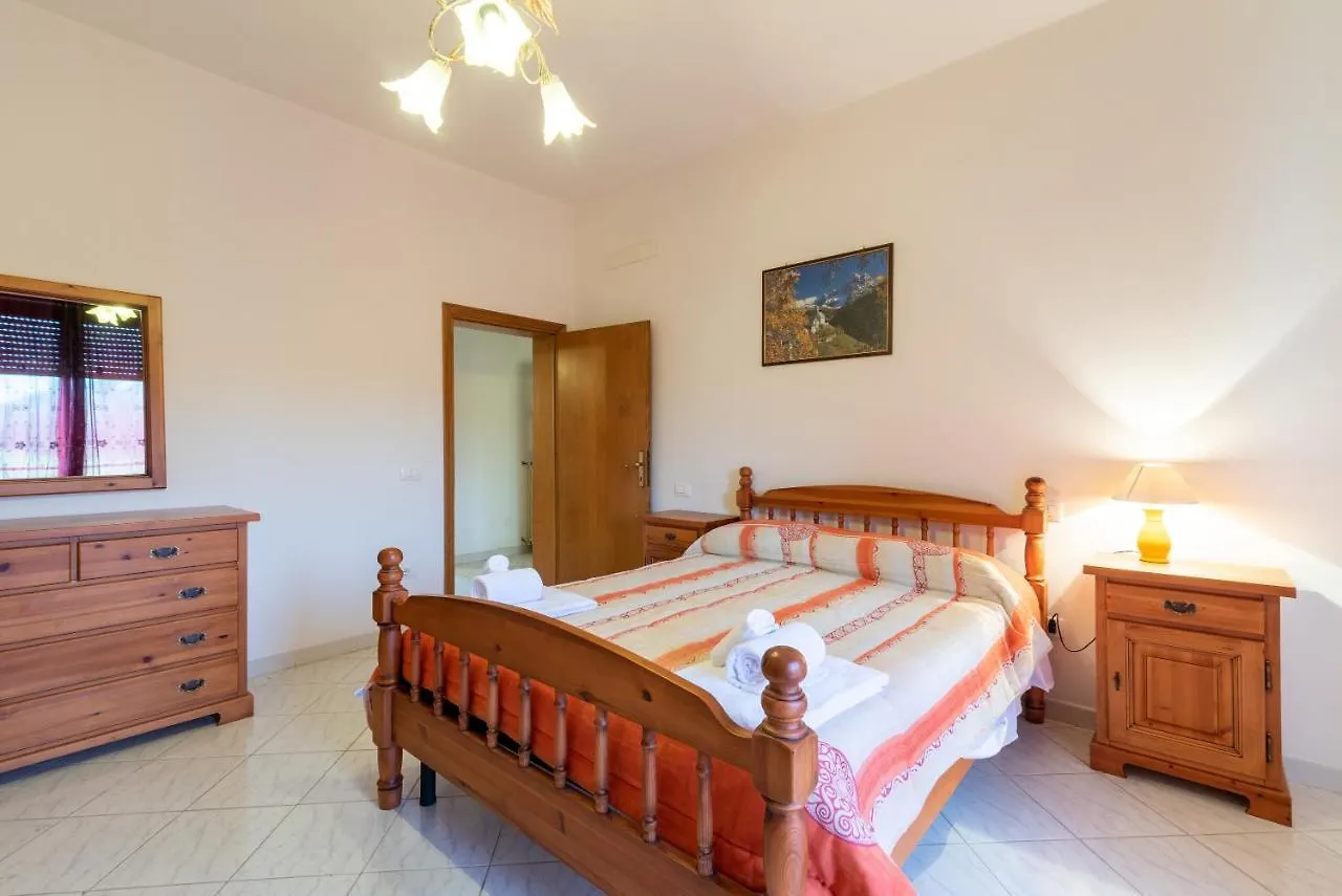 Papa Giuseppe La Colombaia Villa Cortona